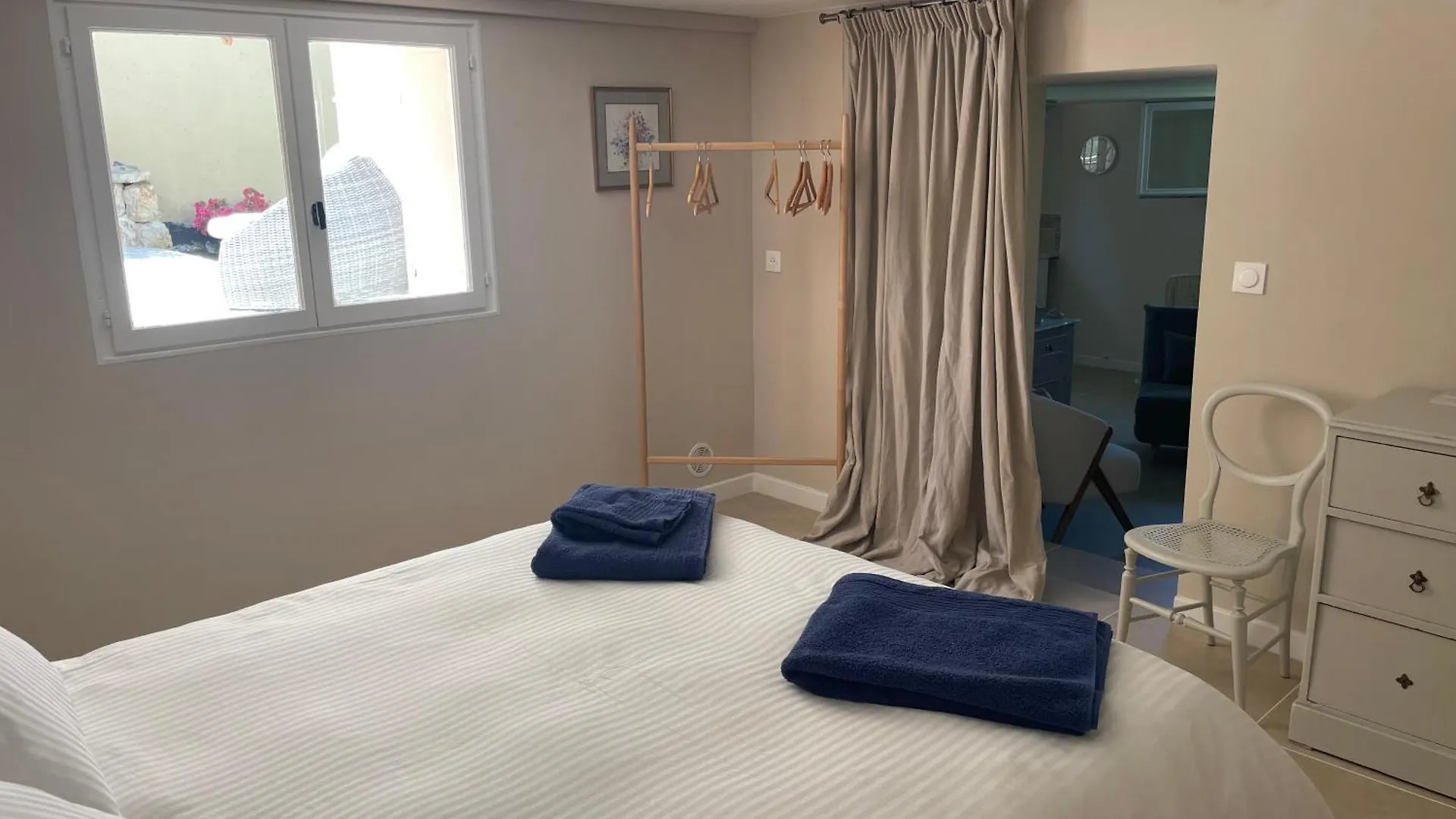 Apartment On Cap D'Antibes France